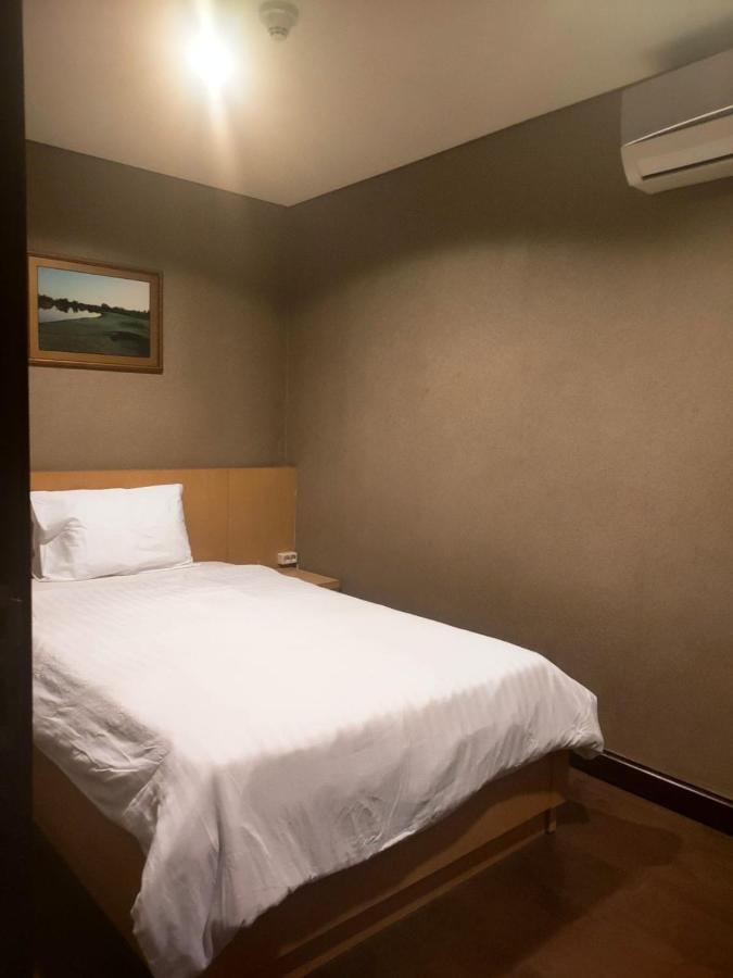 Two Bedroom Apartment At El Royale Hotel Bandung Zewnętrze zdjęcie